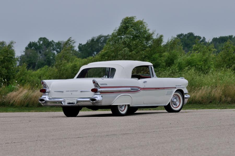  Pontiac Star Chief Custom Bonneville Convertible (2867SDX) 1957 года  (фото 7 из 40)